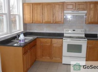 5845 Brush Rd, Philadelphia, PA 19138