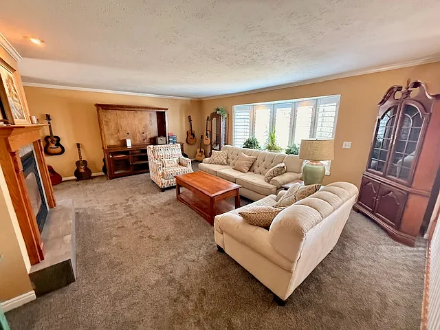 Building Photo - 7331 S Viscayne Dr