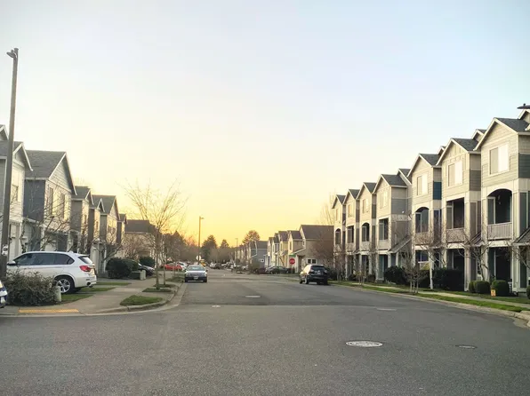 17446 SW October Ct, Beaverton, OR 97003