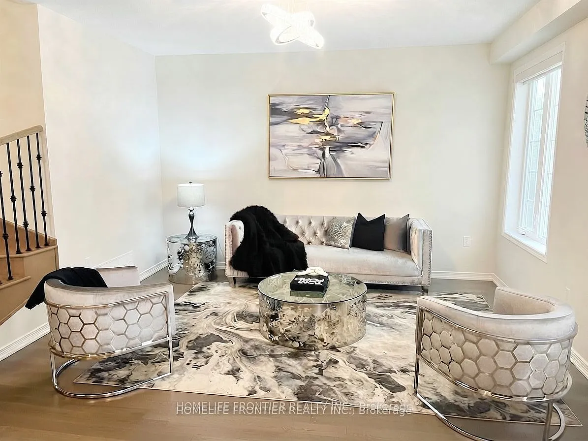 4 bed, $2,900 — Photo 4