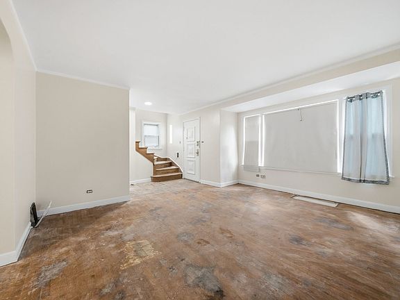 5th image of 10605 S Normal Ave