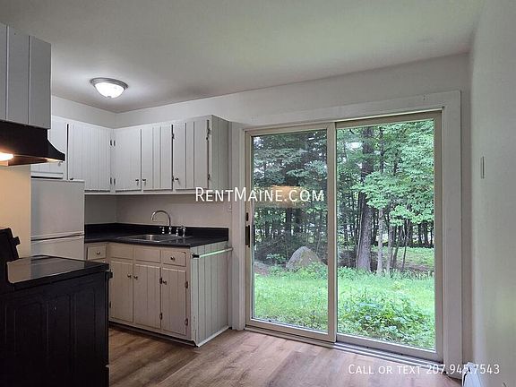 2nd image of 176 Augusta Rd APT 4