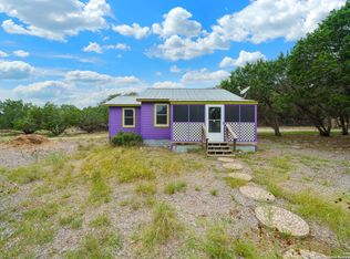 122 Smokey Riv N, Boerne, TX 78006