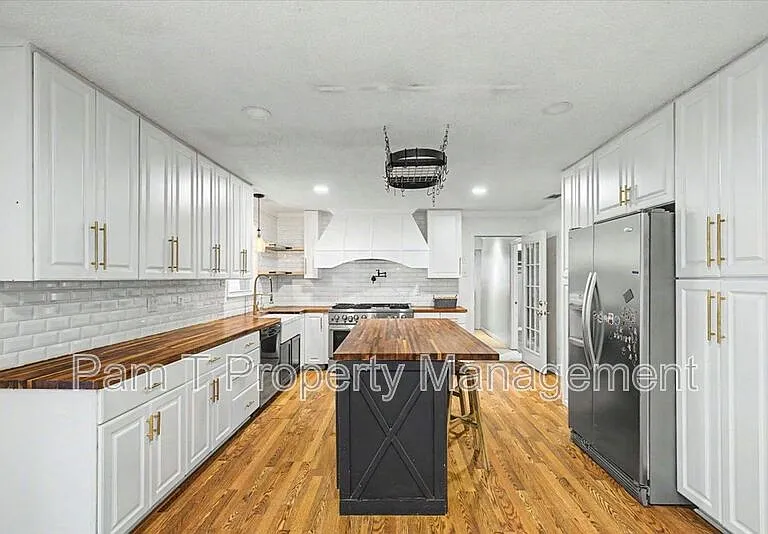 1332 Grace Dr — Photo 9