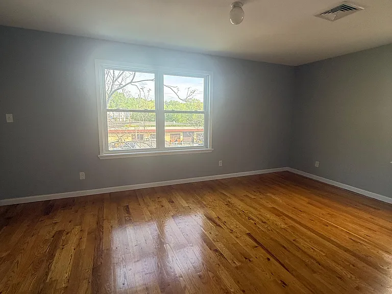 14 Amity St #2 — Photo 8