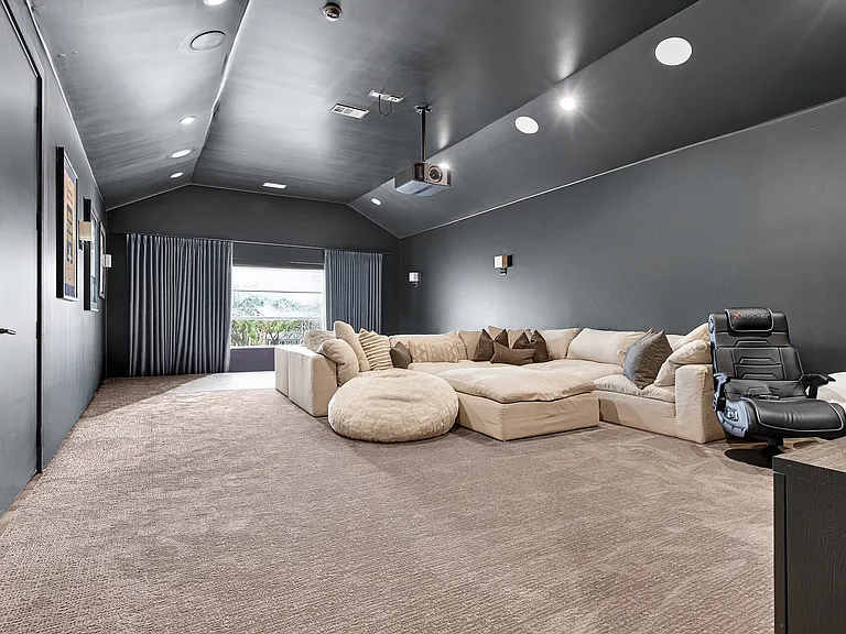 9941 Coppedge Ln — Photo 32
