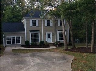 10605 Starwood Ave, Charlotte, NC 28215