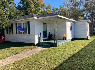 1913 Southern Ave, Biloxi, MS 39531