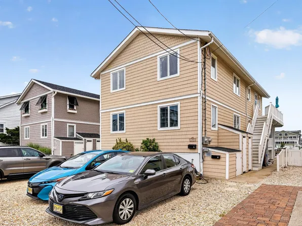 399 24th St APT A, Avalon, NJ 08202