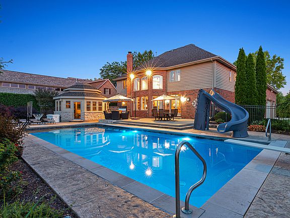 2nd image of 10432 Sutton Dale Ln