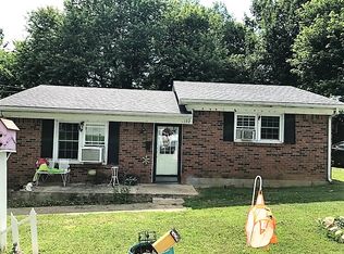 132 N Summit Ave, Hodgenville, KY 42748