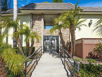 6602 Beadnell Way, San Diego, CA, 92117