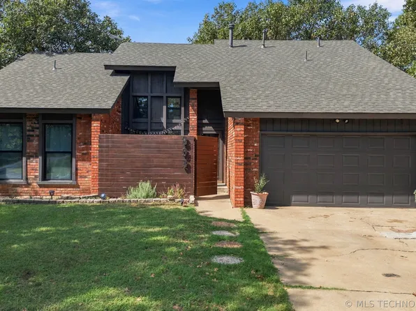 893 Bayshore Dr, Sand Springs, OK 74063