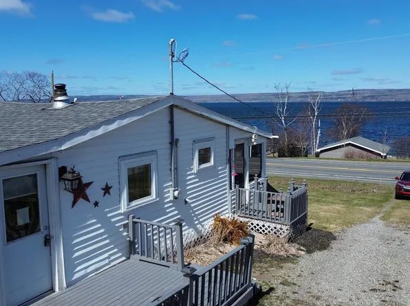 7403 E Bay Hwy, Big Pond, NS B1J 1Y1