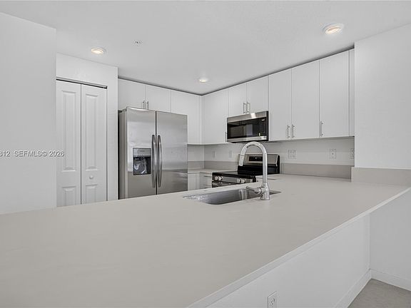 4th image of 12490 SW 248th St #3
