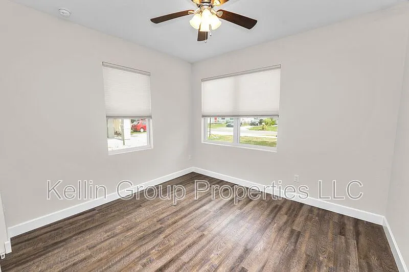 3 bed, 2.0 bath, 1800 sqft, $2,900 — Photo 4