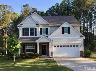 60 Slate Dr, Spring Lake, NC 28390