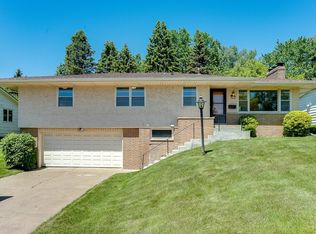 3017 Townview Ave NE, Minneapolis, MN 55418