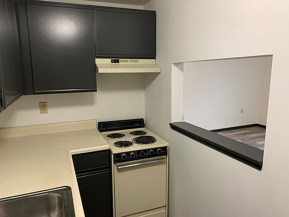 5th image of 117 Fairmont Ave