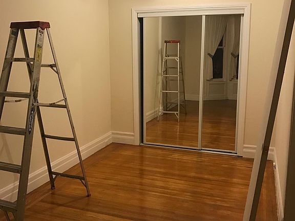 4th image of 28 Baker St