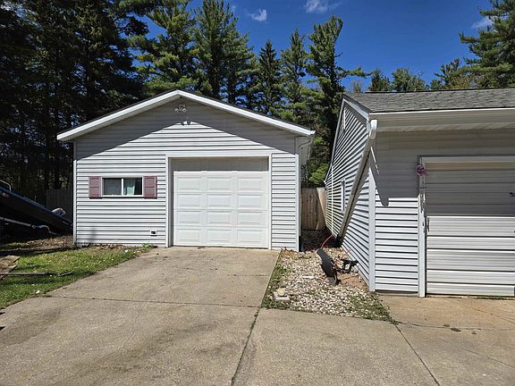 3rd image of 3570 County Road Q