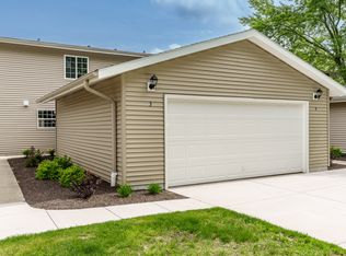 4412 Pepper Dr APT 3, Rockford, IL 61114