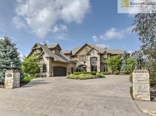 1720 NE Blue Heron Dr, Lees Summit, MO 64086
