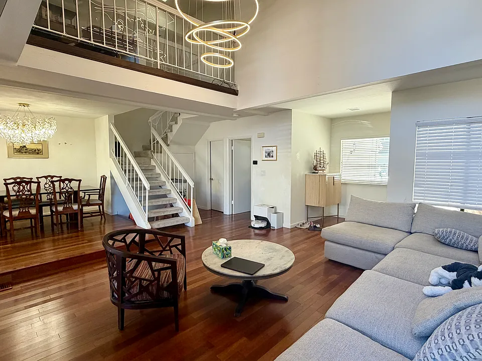4326 Fairlands Dr