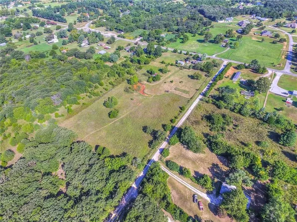 34703 Lake Rd, Shawnee, OK 74801