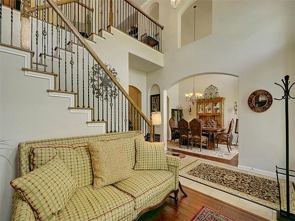 4th image of 7325 Tanaqua Ln