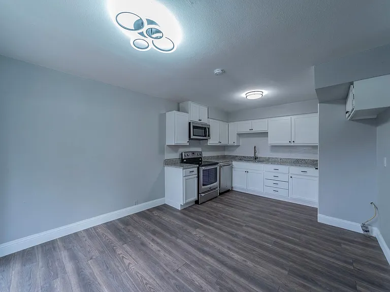 2717 Stonehaven Ct — Photo 11