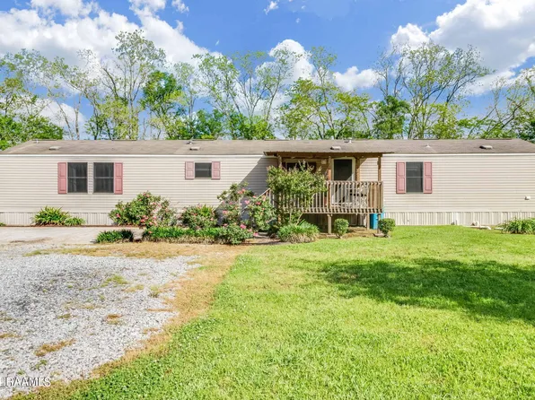 1229 Alcide Bonin Rd, Breaux Bridge, LA 70517