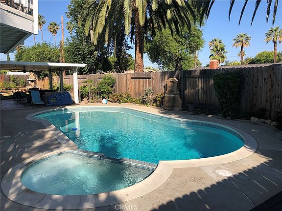 4th image of 808 Orchard Dr #B