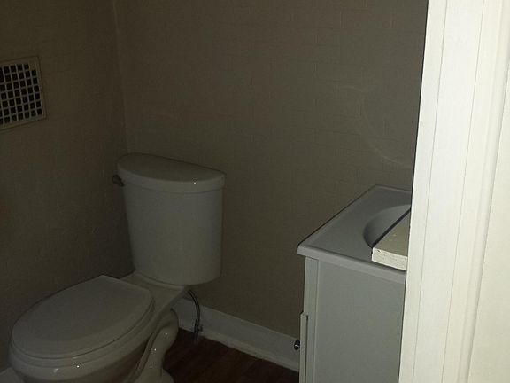 Upstairs bath 