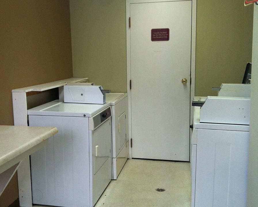 1st image of 1236 Kolterman Ave