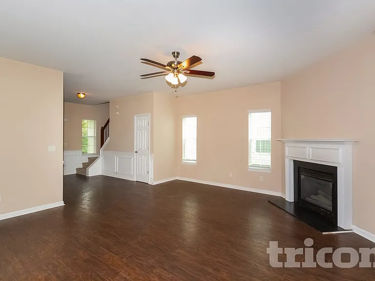 6193 Hemperly Rd — Photo 2
