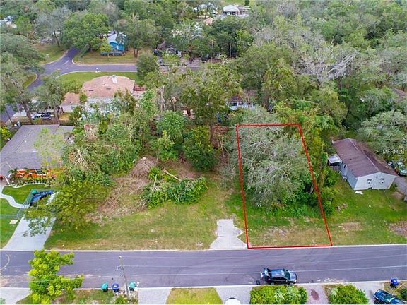 4th image of 3613 Summer Haven Ln