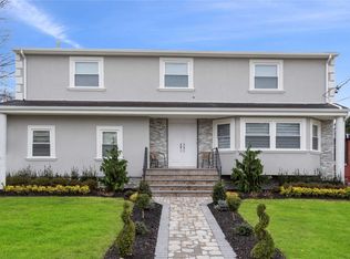 505 Hungry Harbor Rd, Valley Stream, NY 11581