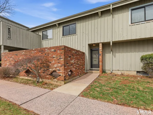 124 Webster Court #124, Newington, CT 06111