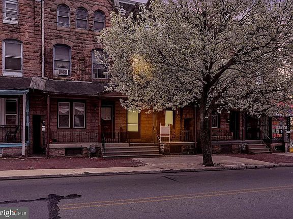 2nd image of 1404 Perkiomen Ave