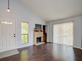 3500 Tangle Brush Dr APT 20, Spring, TX 77381