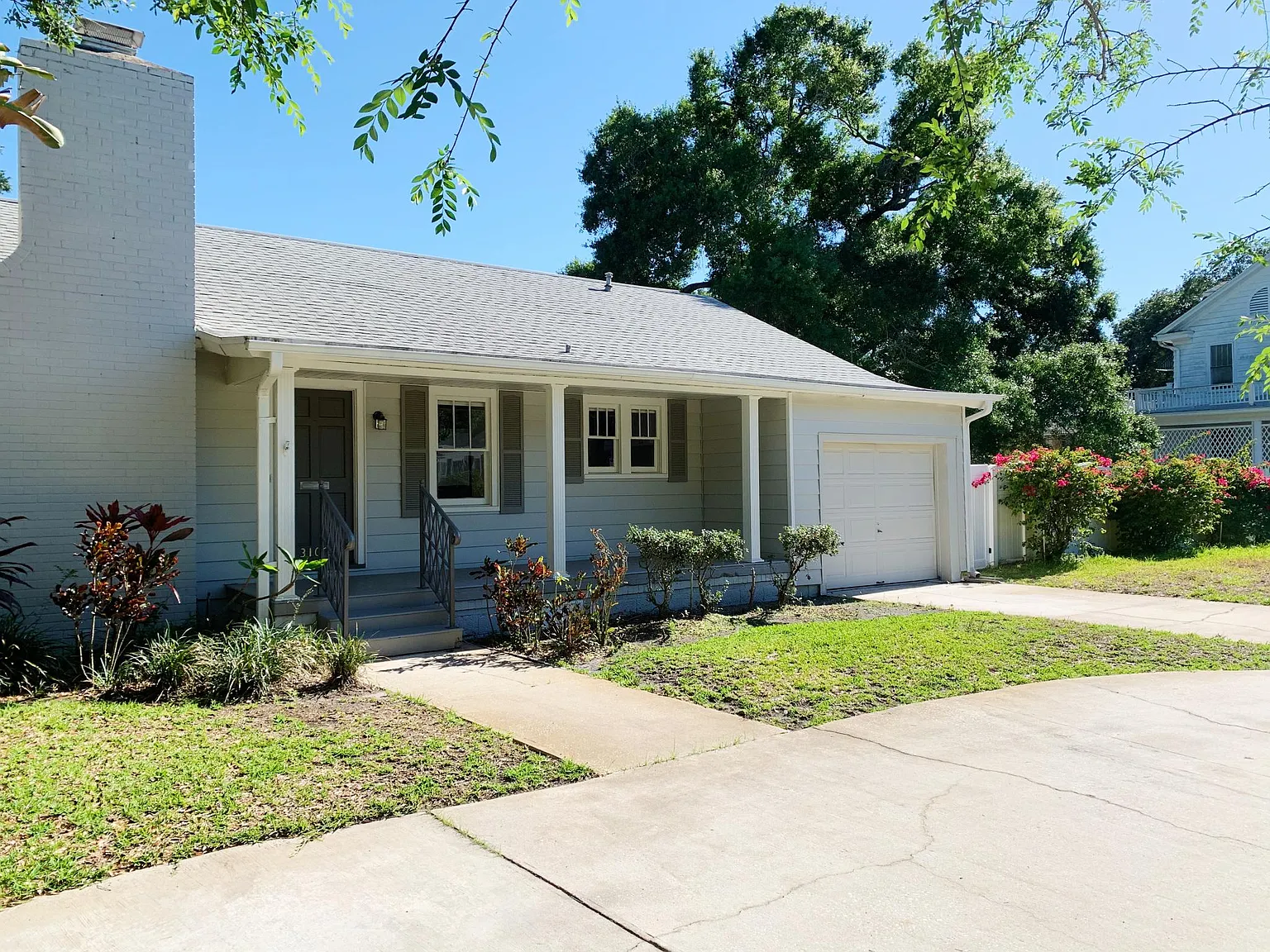 3 bed, 2366 sqft, $4,800 — Photo 1