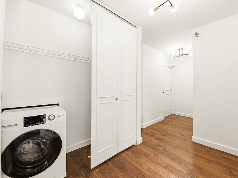 200 N Dearborn St #1007 — Photo 6