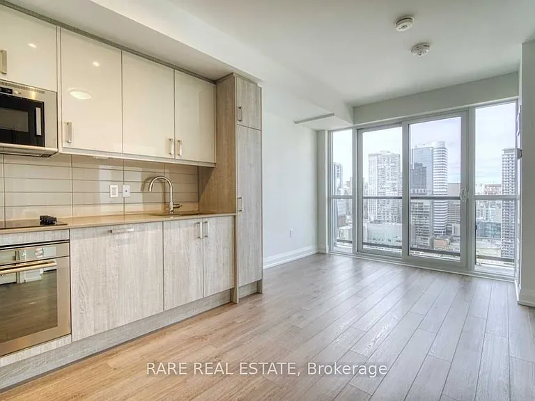 77 Mutual St #2707 — Photo 1