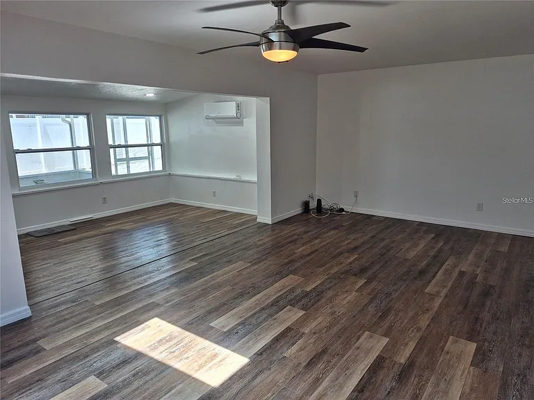 7709 W Hanna Ave — Photo 8