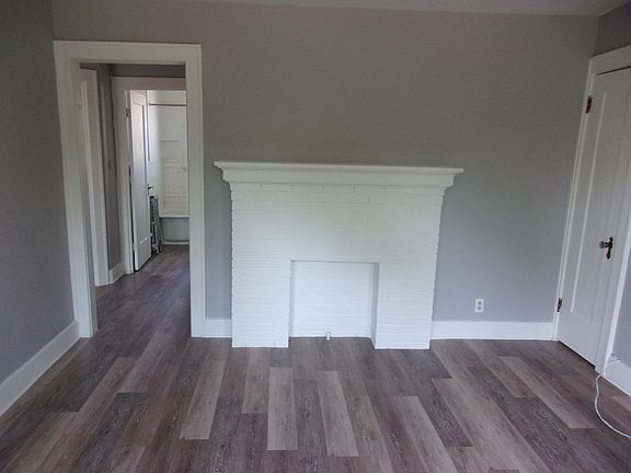 4th image of 579 Colvin Ave APT 12
