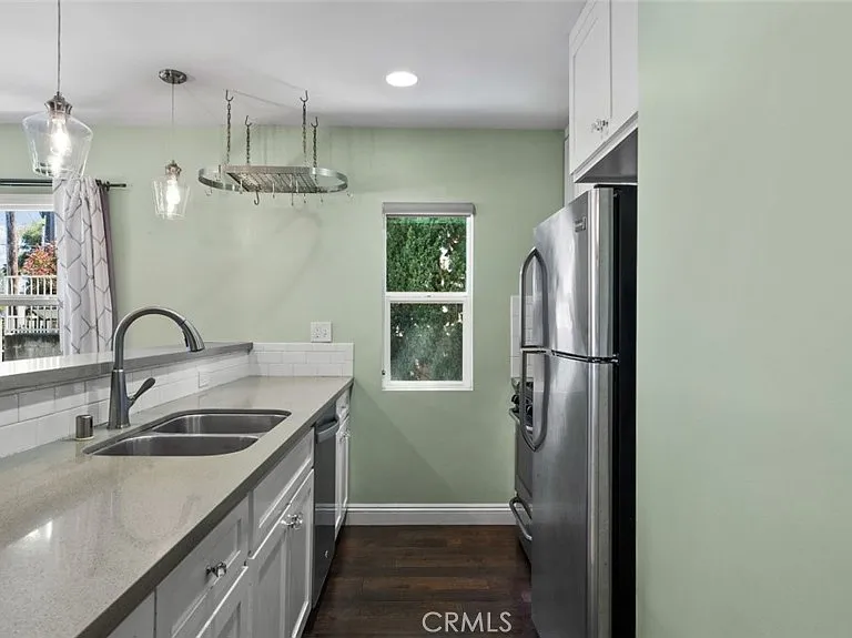 3131 Livonia Ave — Photo 9