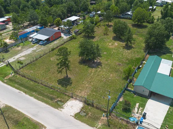 2425 County Road 3479b, Cleveland, TX 77327