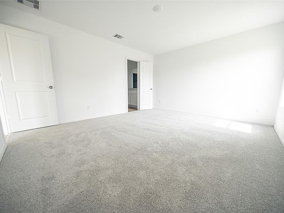 5th image of 9919 Oakheath Bluff Dr