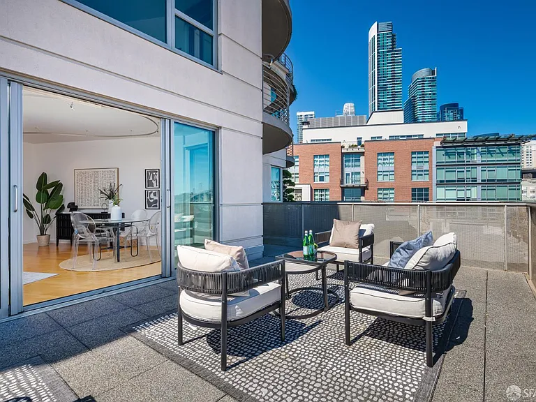 219 Brannan St #5G — Photo 34